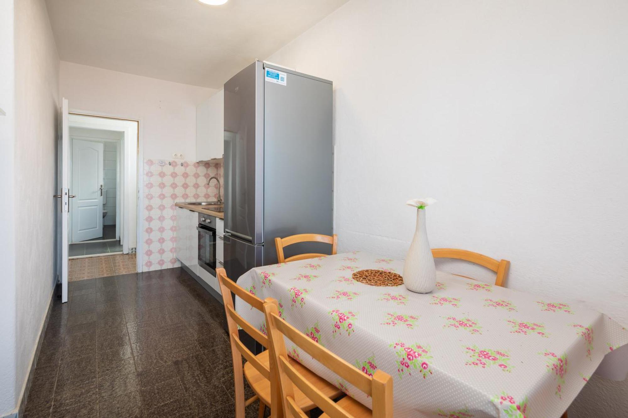 Apartments Roza Омиш Экстерьер фото